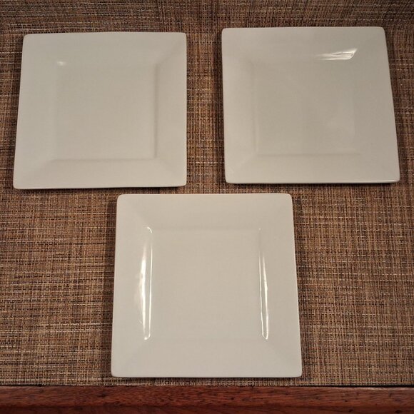 BIA APPETIZER SQUARE PLATES 7-1/4" BY 7-1/4" WHITE Set of 3 - Picture 2 of 8